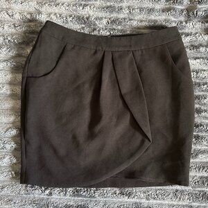 Tulip Lined Black Pleated Mini Skirt – Size Large